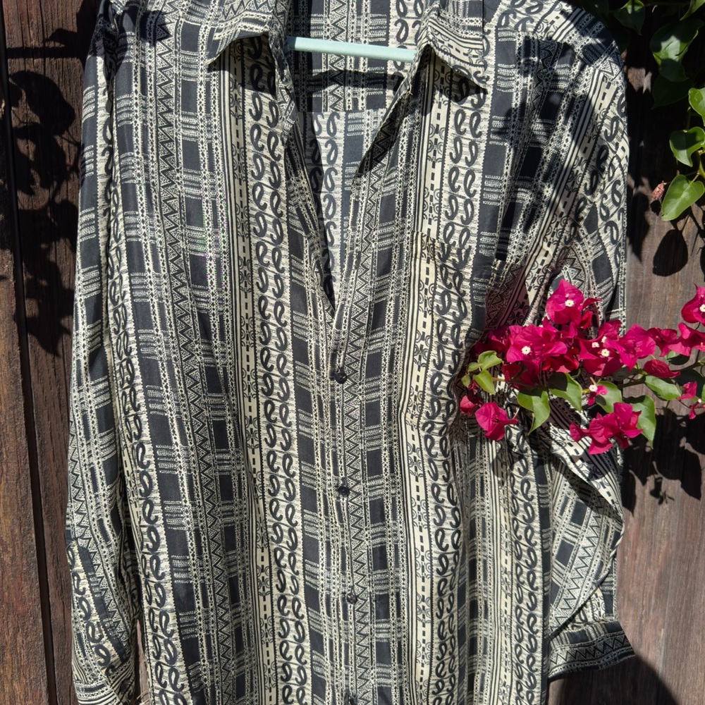 Aggio Black and White Silk Shirt